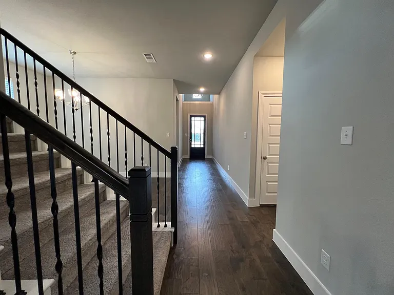 1317 Thrasher Dr — Photo 23