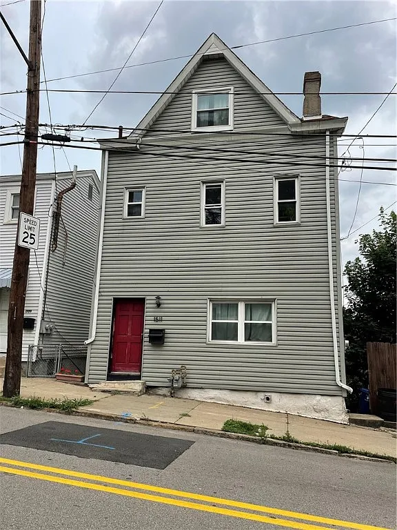 1511 Arlington Ave photo 1