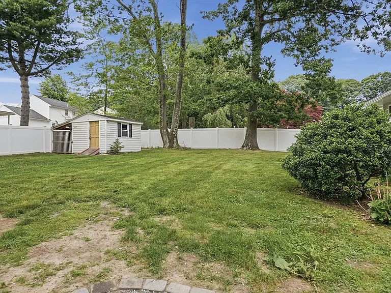 3 Hingham Rd #1 — Photo 8