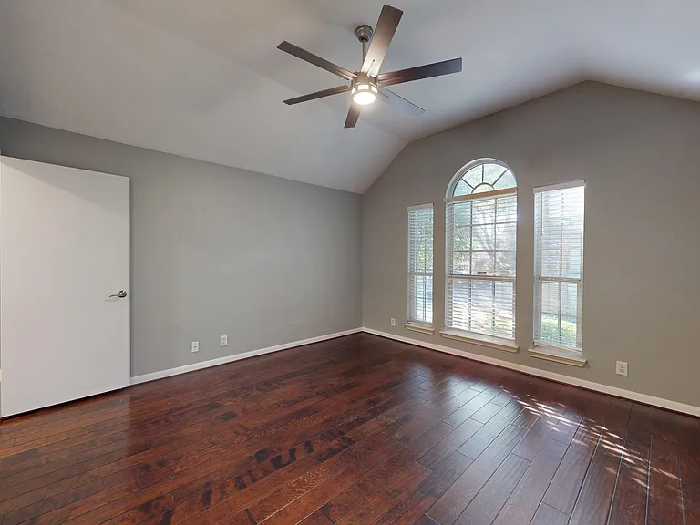 1009 Crimson Cove Dr — Photo 34