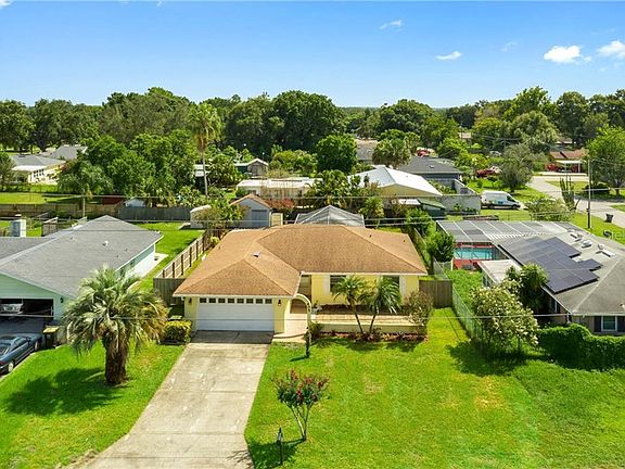 3rd image of 605 Wakulla Dr SE
