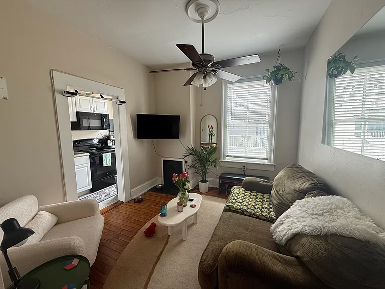 511 Lincoln St #B — Photo 2