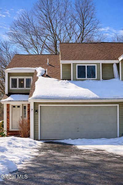 2nd image of 7 Brigantine Drive