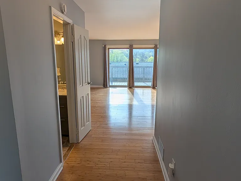 721 Skynob Dr — Photo 6