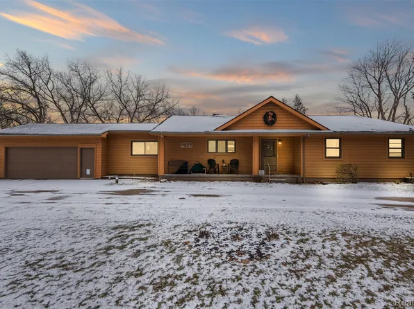 9130 Bayfield Ln, Brighton, MI 48116