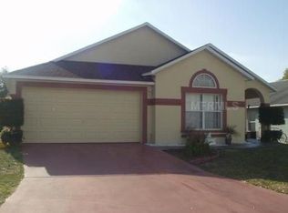 319 Lake Davenport Cir, Davenport, FL 33837