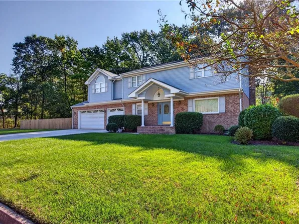 498 Healey Dr, Virginia Beach, VA 23464