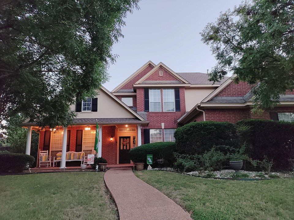 1st image of 1429 Dartmouth Dr