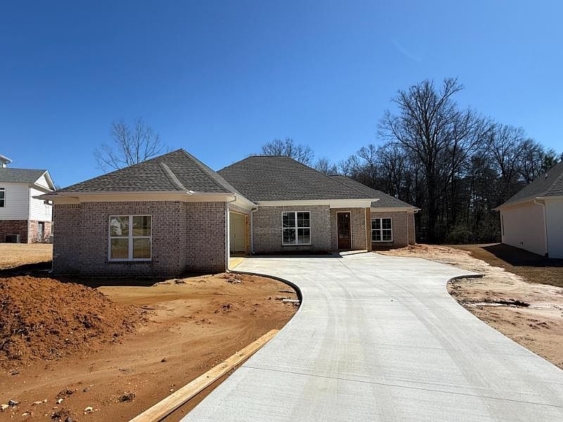1st image of 2820 Viola Dr