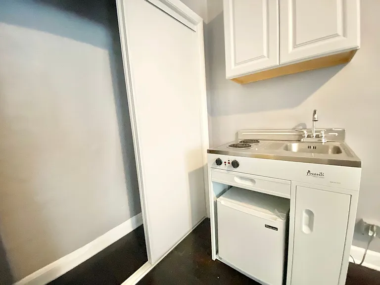 Valdamour Apartments — Photo 19