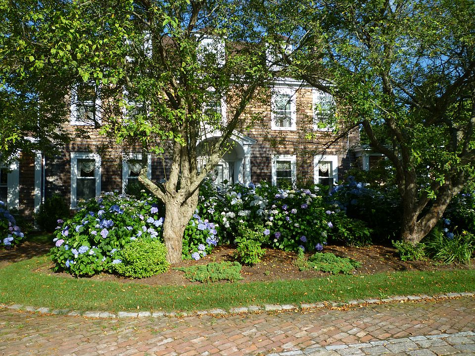 1460 Gardners Neck Rd, Swansea, MA 02777 Zillow