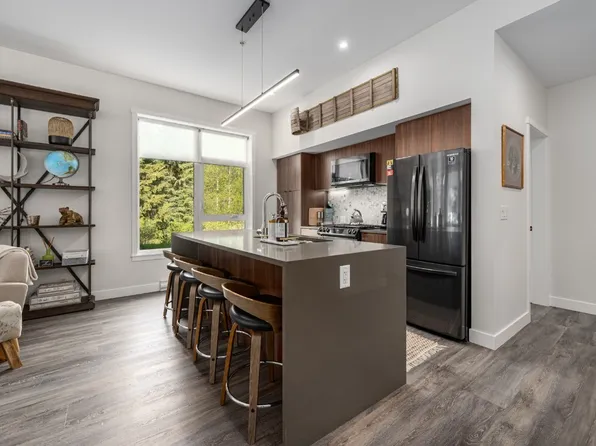 1130 Sun Peaks Rd #201, Sun Peaks Mountain, BC V0E 5N0