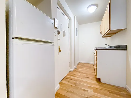 Rented by Compass | media 20