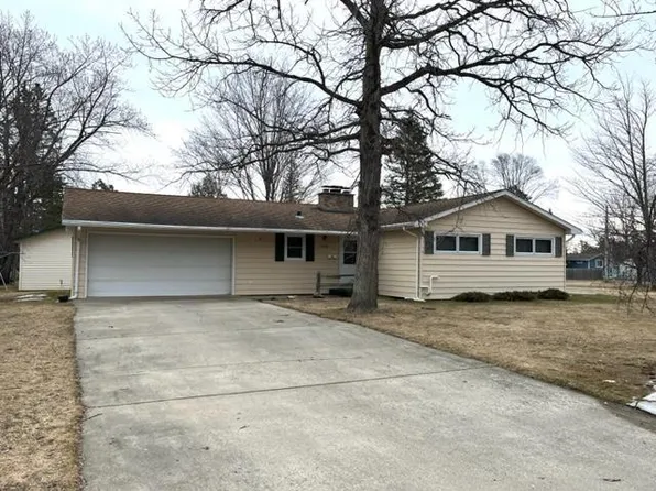 824 SW 6th Ave, Grand Rapids, MN 55744