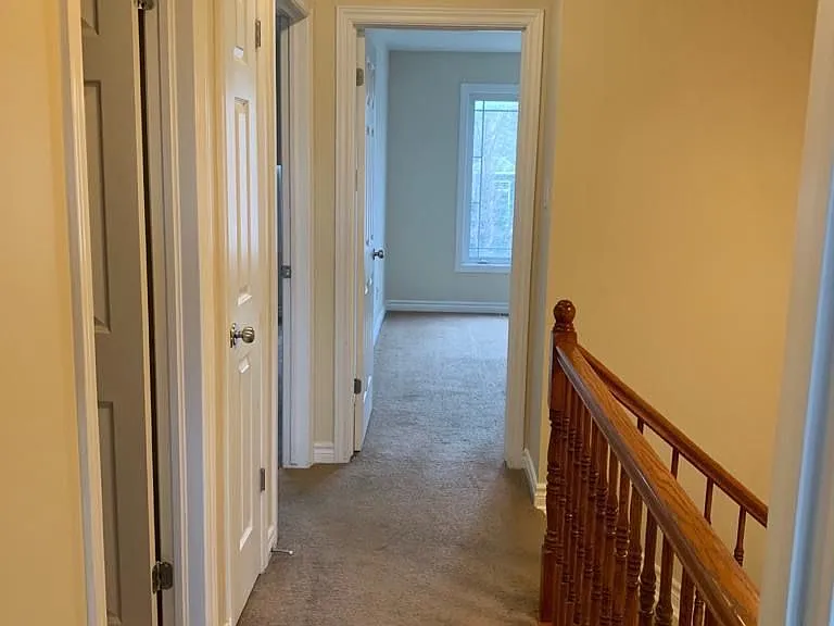 90 Brady Ave — Photo 10