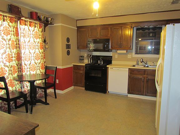 view of kitchen from DR