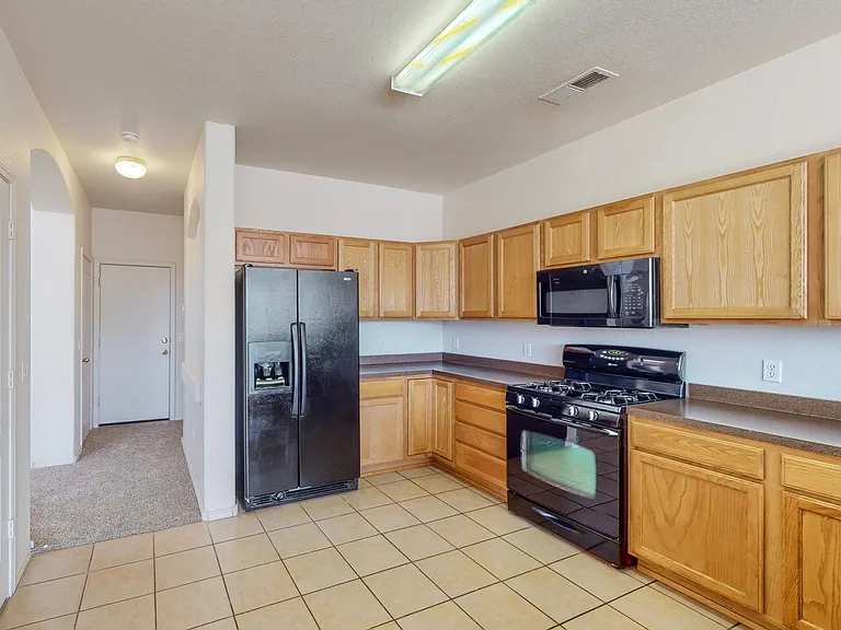 6512 Los Pueblos Pl NW — Photo 7