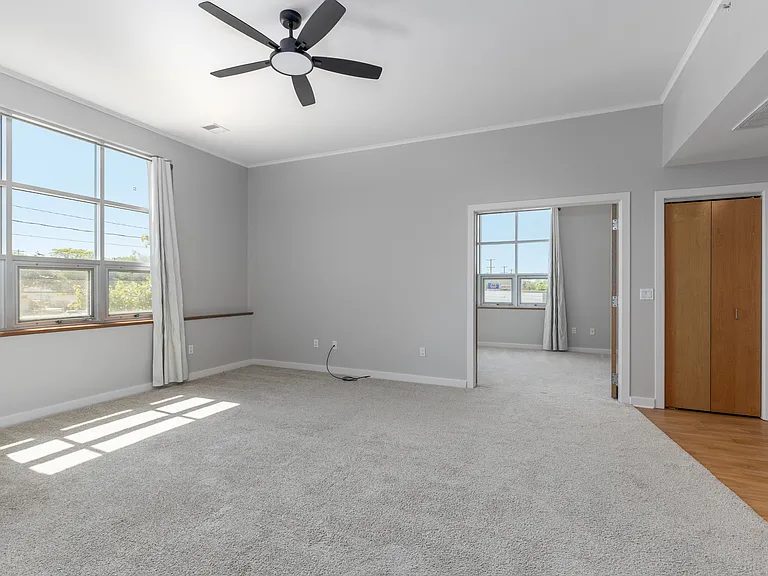 2221 Plainfield Ave NE #204 — Photo 6