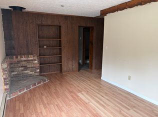13102 Old Mudbrook Rd #E, Milan, OH 44846