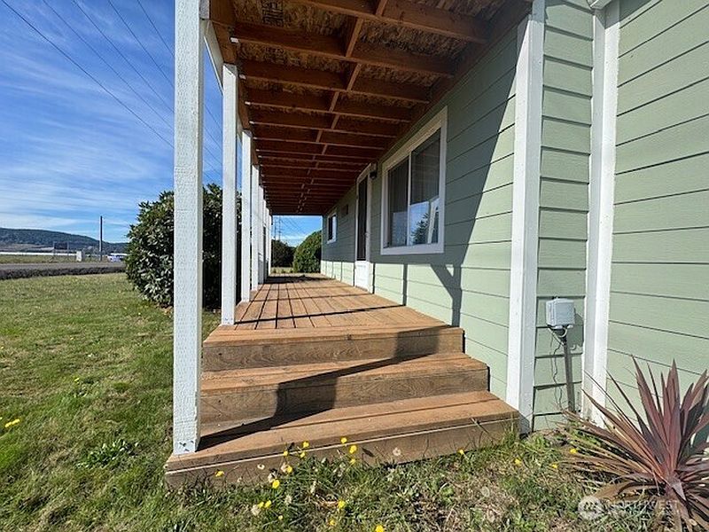 3rd image of 296 Mossyrock Road W
