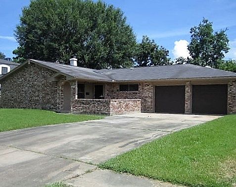 1st image of 654 Meadowgreen Dr
