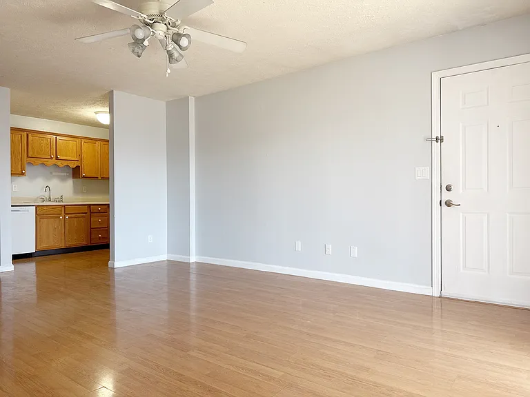 1713 N Spring St #5 — Photo 26