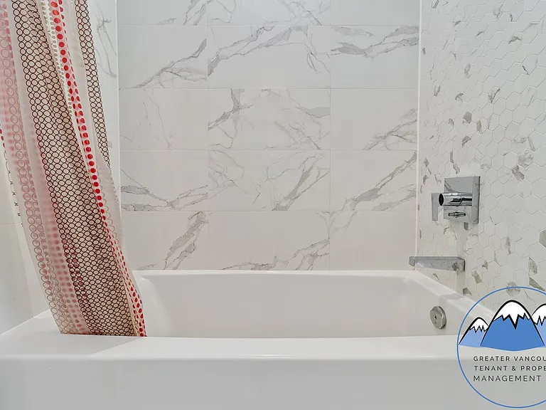 20686 Eastleigh Cres #109 — Photo 10