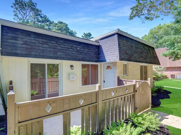 341 Birchwood Road #341, Medford, NY 11763