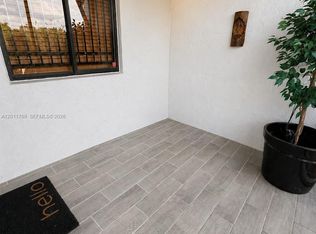 286 Racquet Club Rd APT 204, Weston, FL 33326