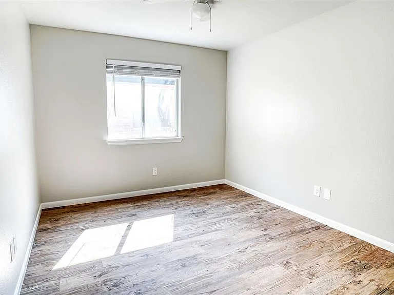711 House Creek Dr — Photo 8