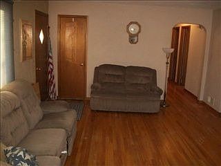 4th image of 1403 Josephine St