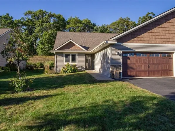 2860 Fairway Drive, Altoona, WI 54720