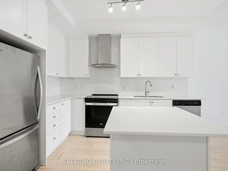 55 Duke St W #329 — Photo 4