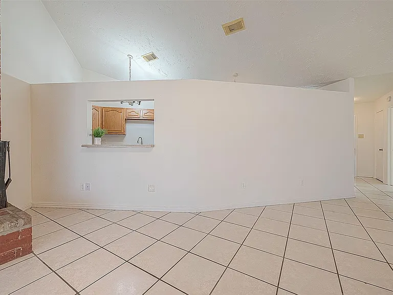 3806 Embarcadero Dr — Photo 11