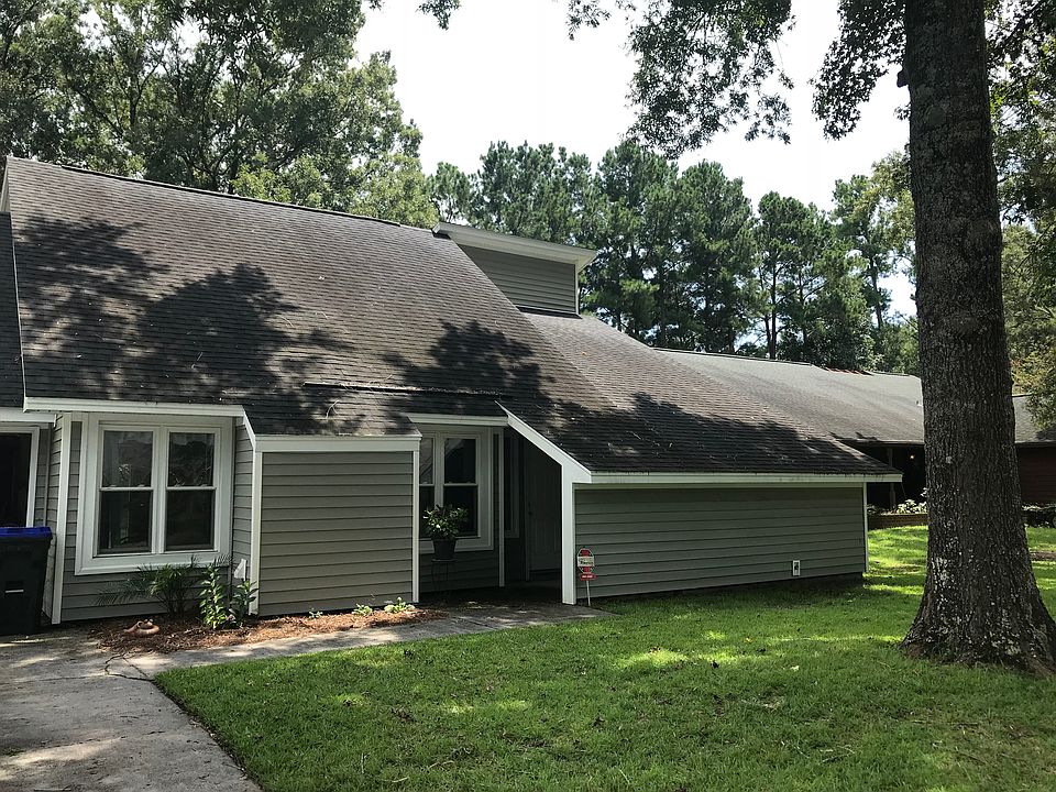 Front view from driveway