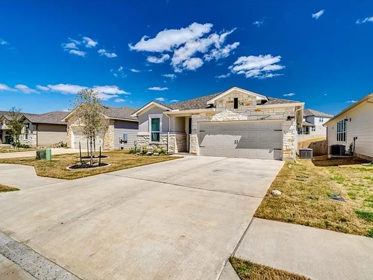 220 Sawtooth Mountain Way — Photo 17