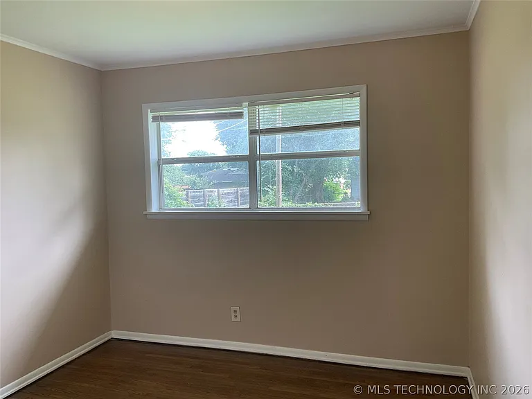 5760 E 30th St — Photo 13