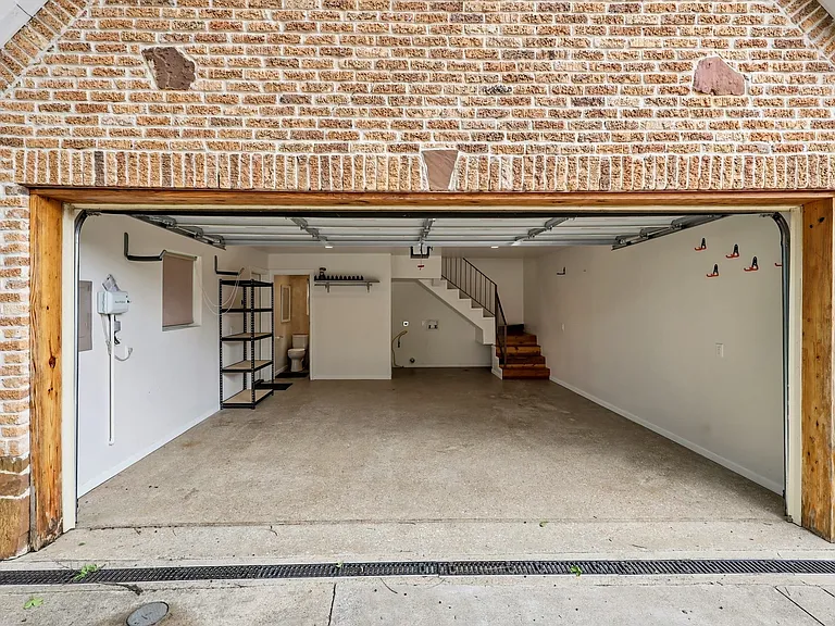 825 Thomasson Dr — Photo 23