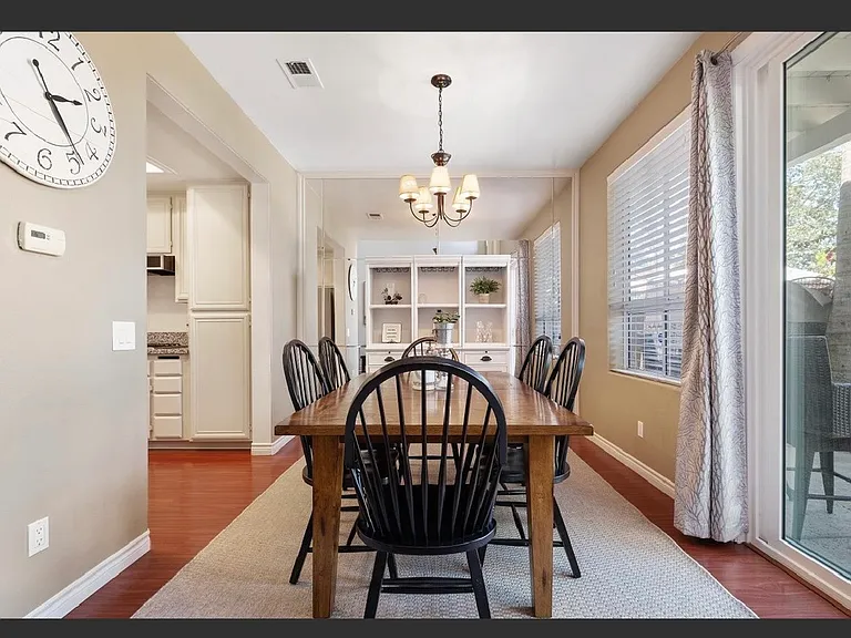 141 Matisse Cir — Photo 13
