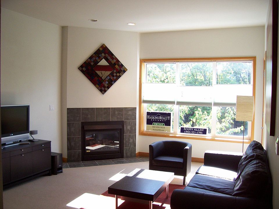 1st image of 400 W 8th St Unit 222W