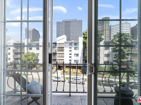 10960 Wellworth Ave APT 203, Los Angeles, CA 90024