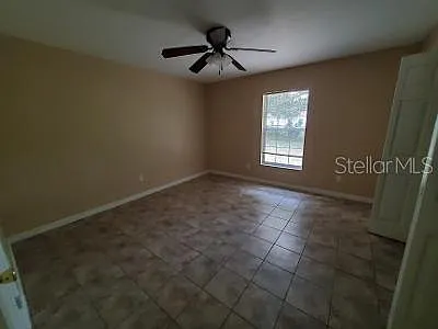 1673 SW 109th Pl — Photo 3