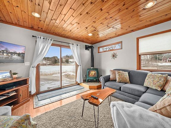 3rd image of 9351 E 50th Rd