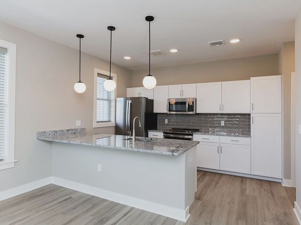 213 Jackson St Unit 11