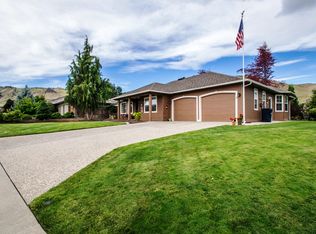 4 Summercreek Pl, Wenatchee, WA 98801