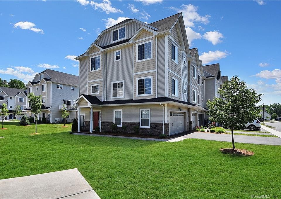 1st image of 62 Lexie Ln #62