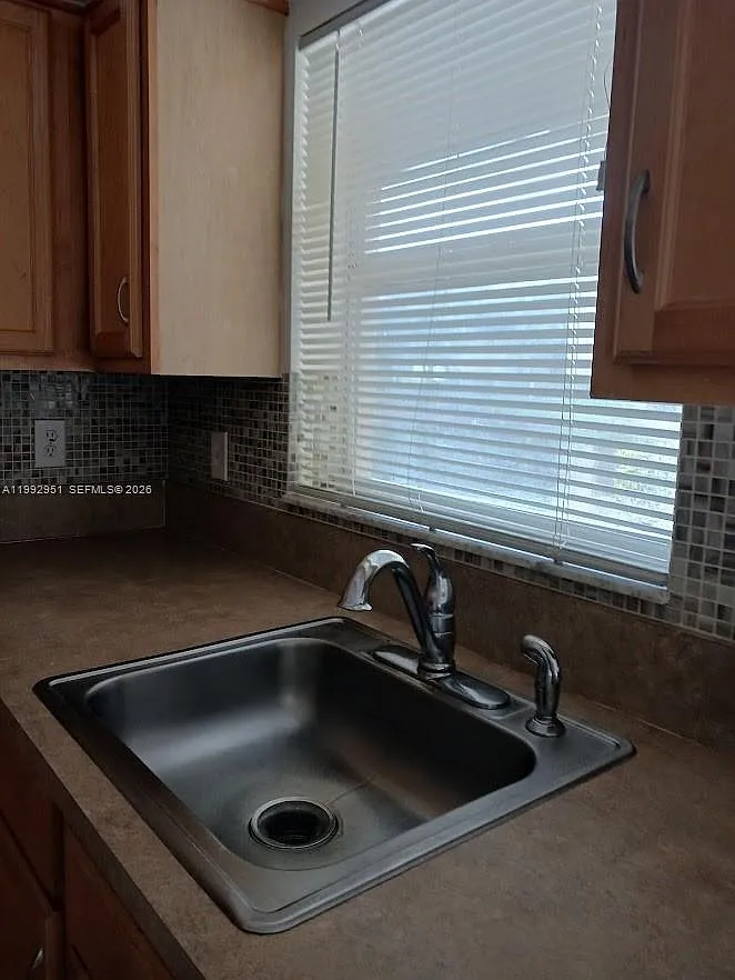 South Palm Place Condo — Photo 3