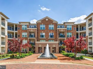 2905 Saintsbury Plz APT 215, Fairfax, VA 22031