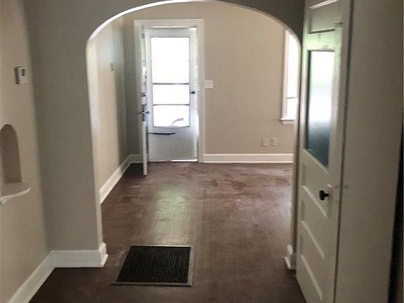 3rd image of 603 S Flood Ave #605