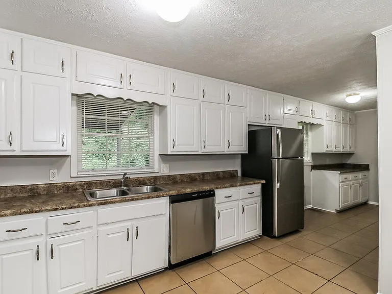 1210 Maple St SE — Photo 7